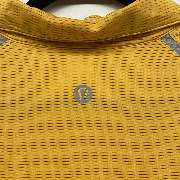 Mens Lululemon Evolution polo shirt size XL button up collar - Picture 5 of 9